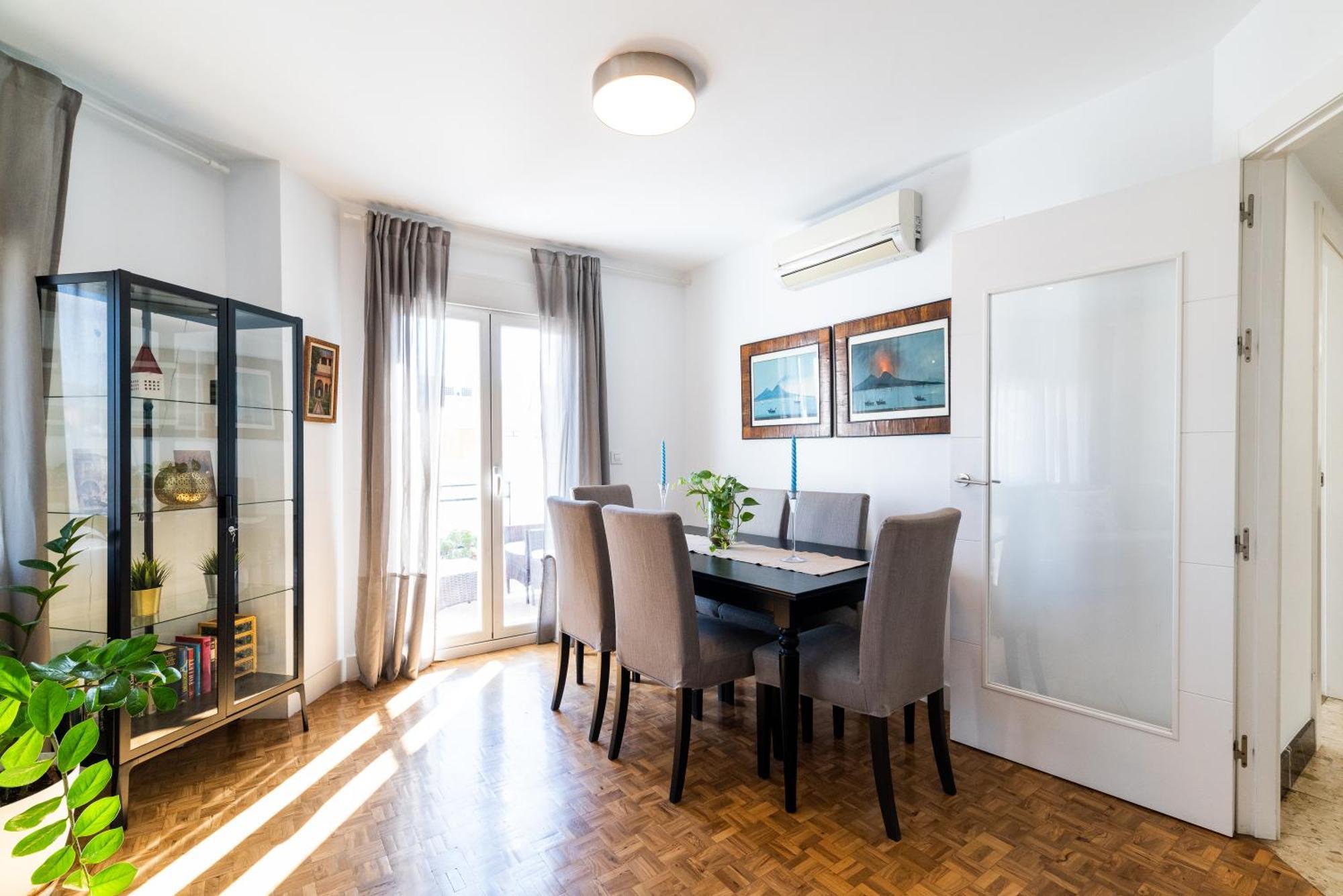 Neptuno Atico, Con Terraza Apartment *
